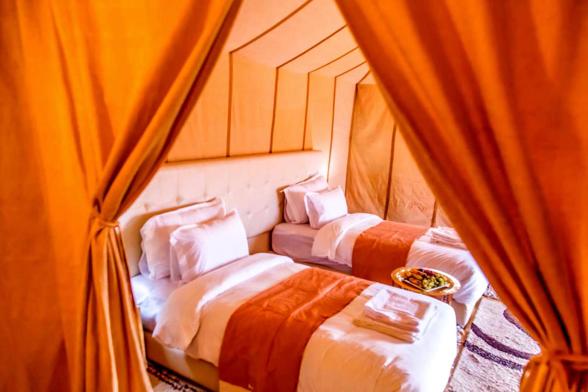 Hotel Sahara Deluxe Camp Merzouga Esterno foto